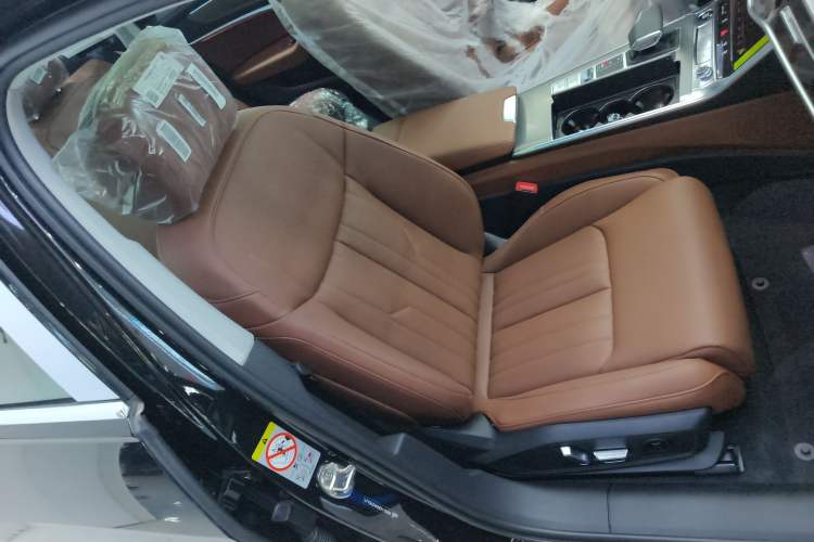 Used Audi A6L 2025 45 TFSI Prestige Dynamic Edition + Ventilated Comfort Package