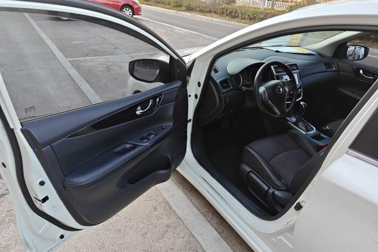 Used Nissan Tiida 2016 1.6L CVT Smart Drive Edition