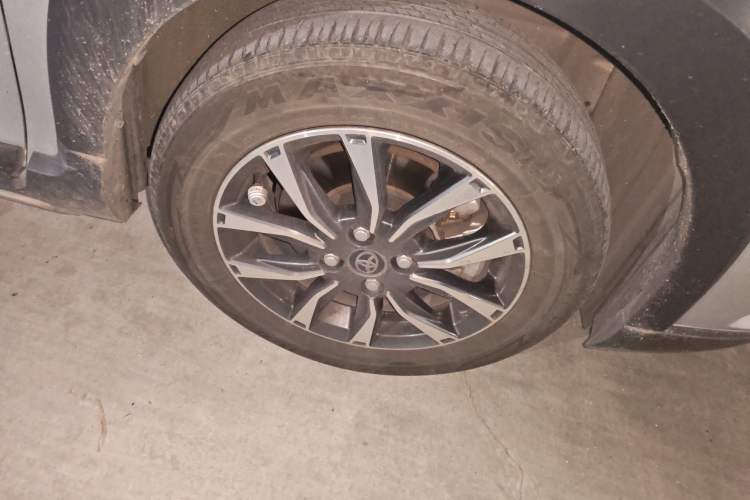 Used Toyota YARiS L Zhi Xuan 2022 X-Trail 1.5L CVT Luxury PLUS Edition
