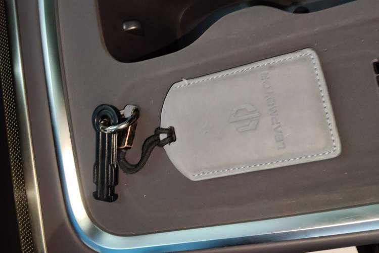 Used Leapmotor C16 2026 Extended-Range 280 LiDAR Version 6 Seats