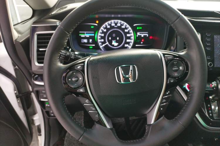 Used Honda Elysion 2019 2.0L Hybrid Luxury Edition