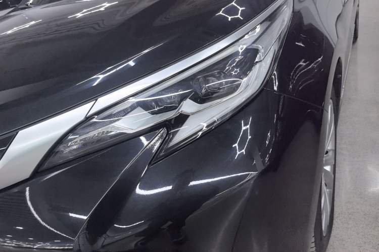 Used Toyota SIENNA 2021 2.5L Hybrid Platinum Edition
