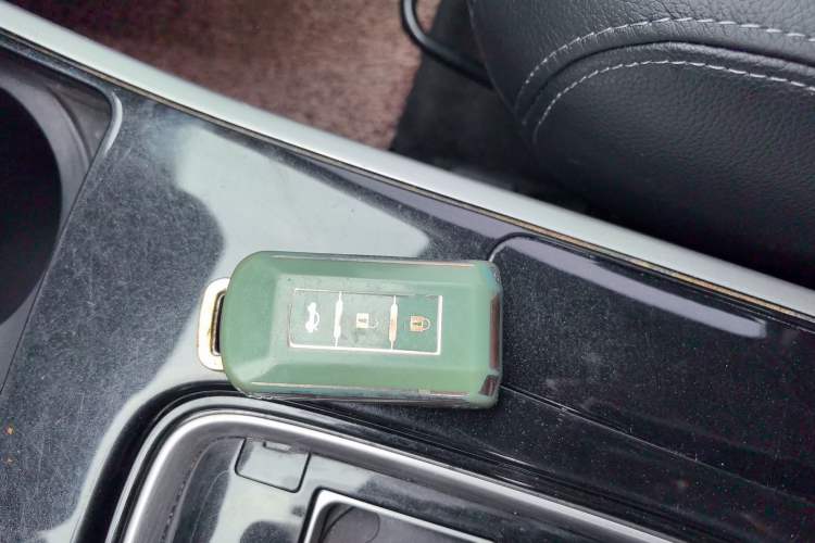 Used Mitsubishi Outlander 2018 2.0L Two-Wheel-Drive Jiale Edition 7-Seater