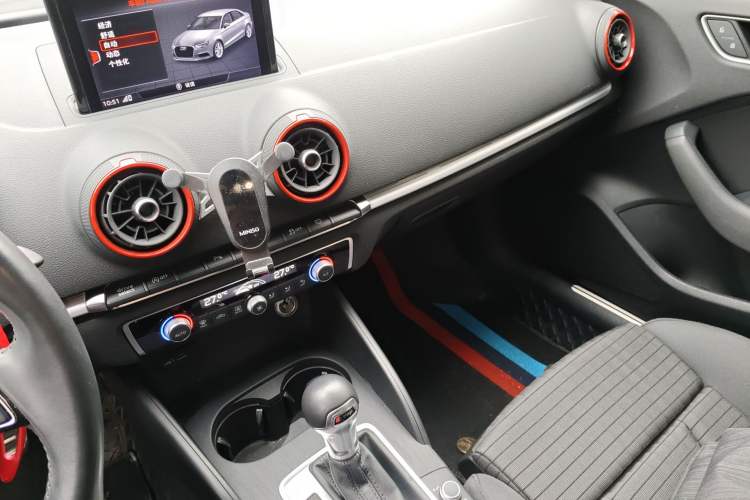 Used Audi A3 2020 Limousine 35 TFSI Sporty Version China VI Audio And AC Panel