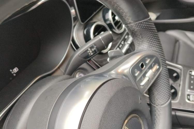 Used Mercedes-Benz C-Class 2020 C 260 L Sport Edition Gear Lever