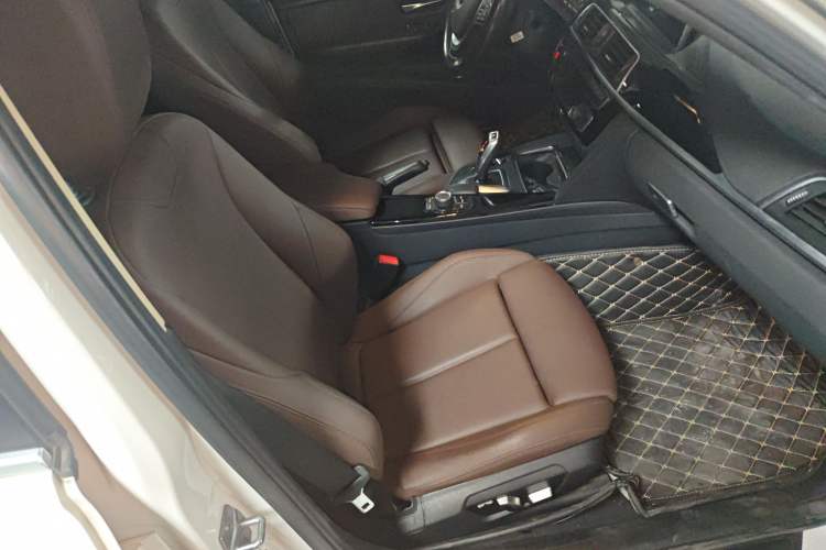 Used BMW 3 Series 2018 320Li Fashion Model
