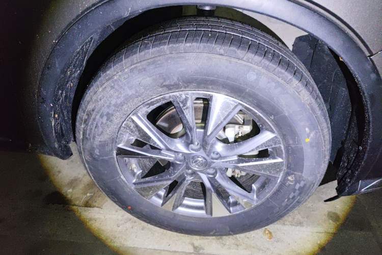 Used Nissan Murano 2019 2.5L XL Two-Wheel Drive SmartConnect Luxury Edition China V Standard Right Front Wheel Hub