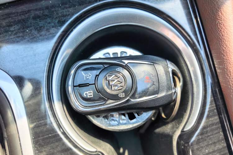 Used Buick Envision 2020 20T Two-Wheel Drive Luxury Model