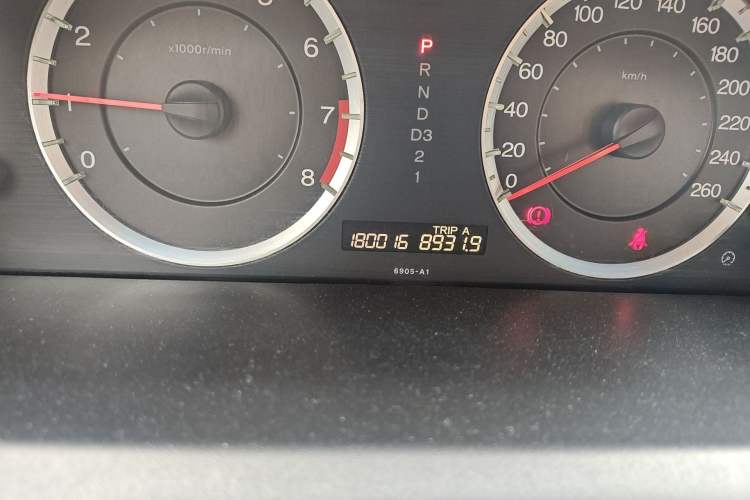 Used Honda Accord 2008 2.0L EX Odometer Close Up