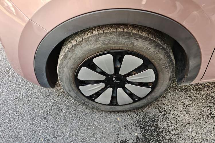 Used Wuling Bingo 2023 333 km Lingxi Connected+ Version
