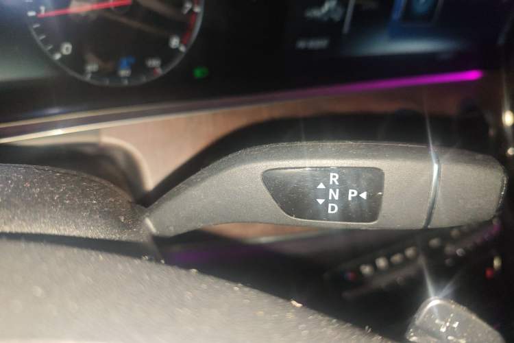 Used Mercedes-Benz E-Class 2016 E 300 L Stylish Model
