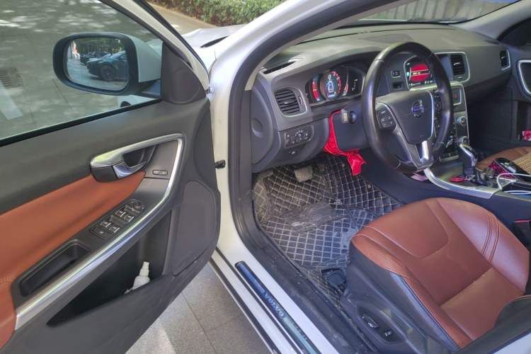 Used Volvo S60 2016 S60L T5 Intelligent Drive Edition
