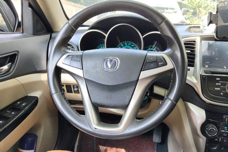 Used CHANGAN Eado 2012 1.6L Automatic Prestige Model China IV Standard Steering Wheel