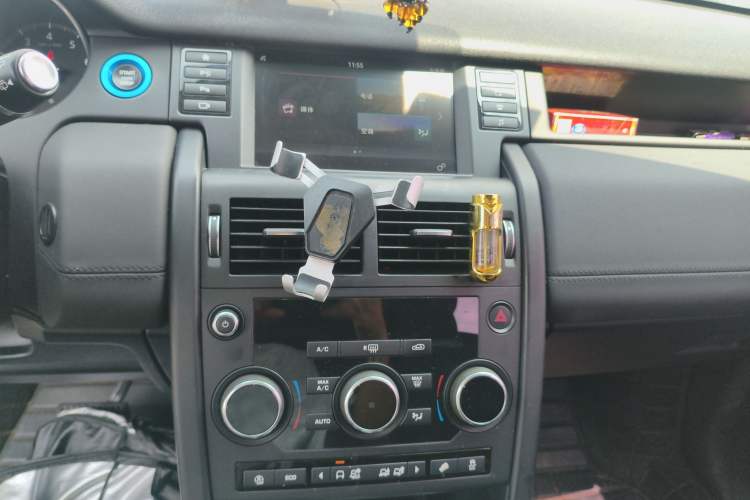 Used Land Rover Discovery Sport 2019 200PS PURE Edition China VI Standard