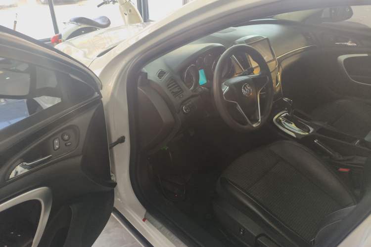 Used Buick Regal 2015 1.6T Leading Technology Model
