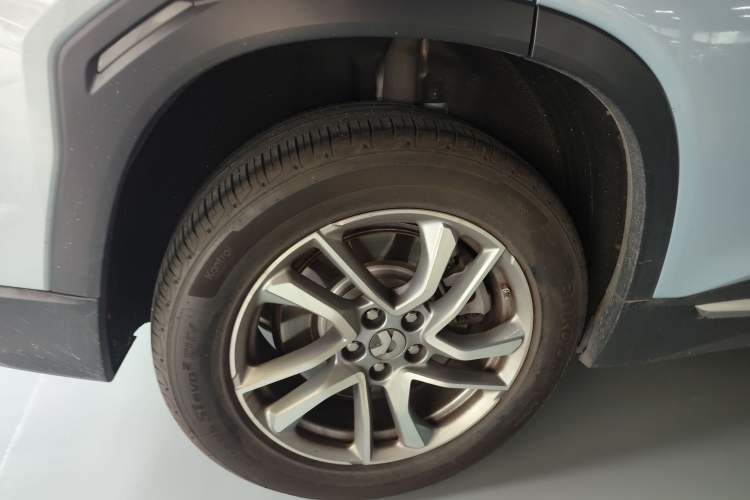 Used Nio ES6 2022 75 kWh Sport Edition Right Rear Wheel Hub