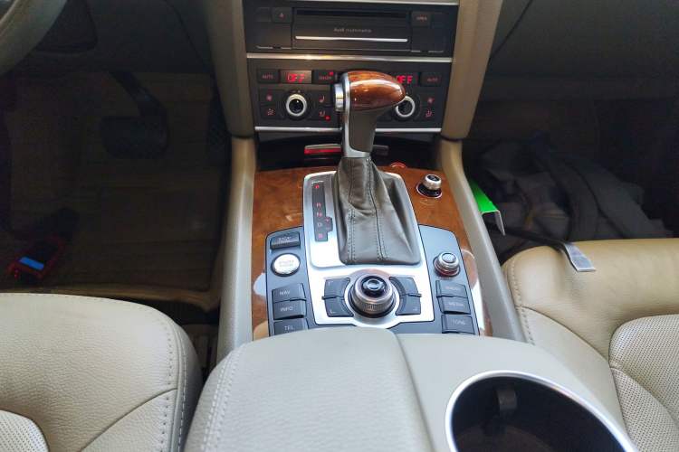 Used Audi Q7 2013 35 TFSI Technology Edition
