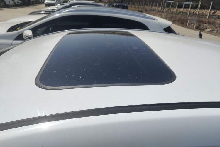 Used Geely Auto Emgrand 2021 UP 1.5L CVT Luxury Model Roof