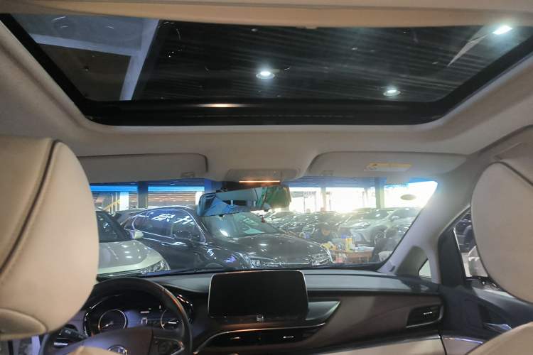 Used Buick GL8 2022 Land Business Class 652T Luxury Model