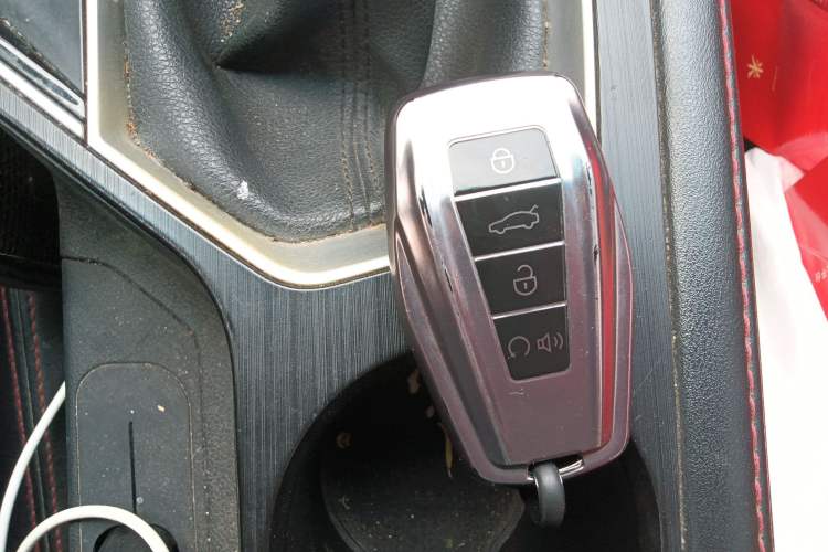 Used Geely Auto Binray 2019 200T Manual Binchi Edition