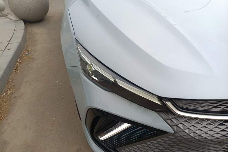 Used Geely Auto Emgrand L HiP 2022 1.5TD-DHT Pro 100KM Super Rui Right Front Headlight