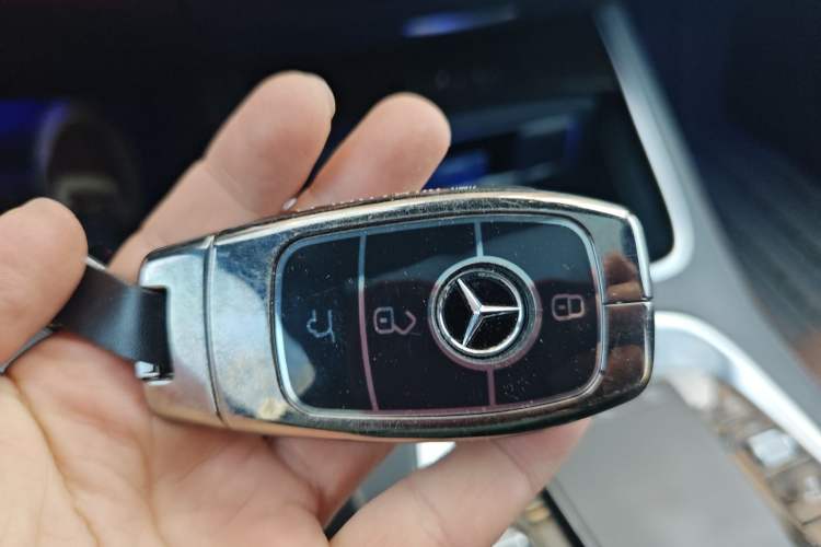 Used Mercedes-Benz Maybach S-Class 2019 S 450 4MATIC Vehicle Key