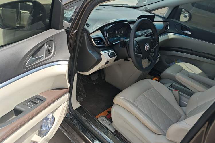 Used Buick GL8 2023 Land Executive Class Smart Enjoyment Model
