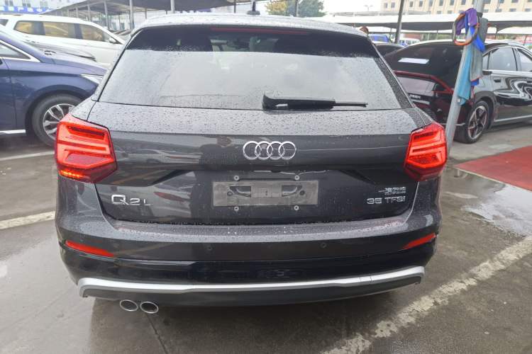 Used Audi Q2L 2021 35 TFSI Fashion Dynamic Model

