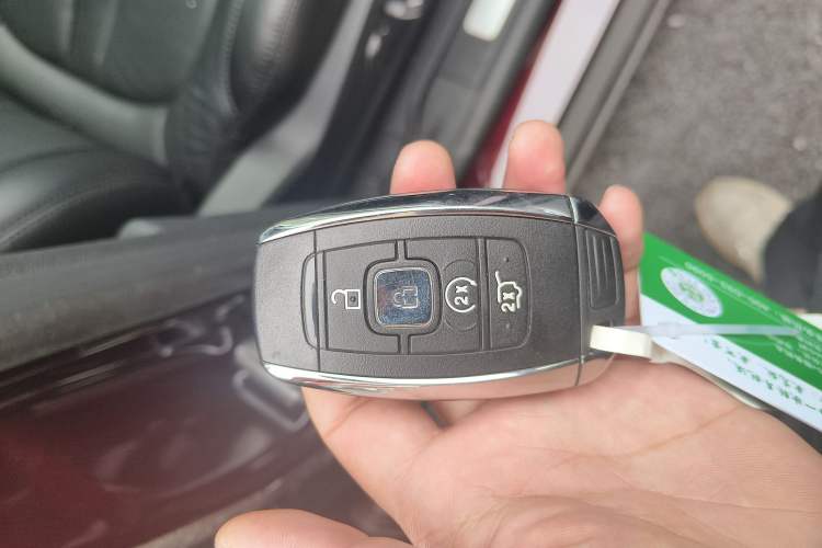 Used Lincoln MKC 2019 2.0T Two-Wheel Drive Zunya Version China VI Standard
