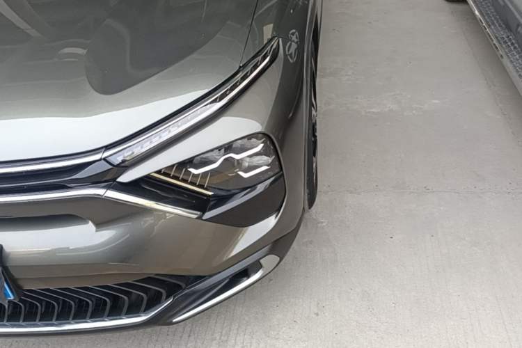 Used Citroen C5 X 2021 1.6T FM Version
