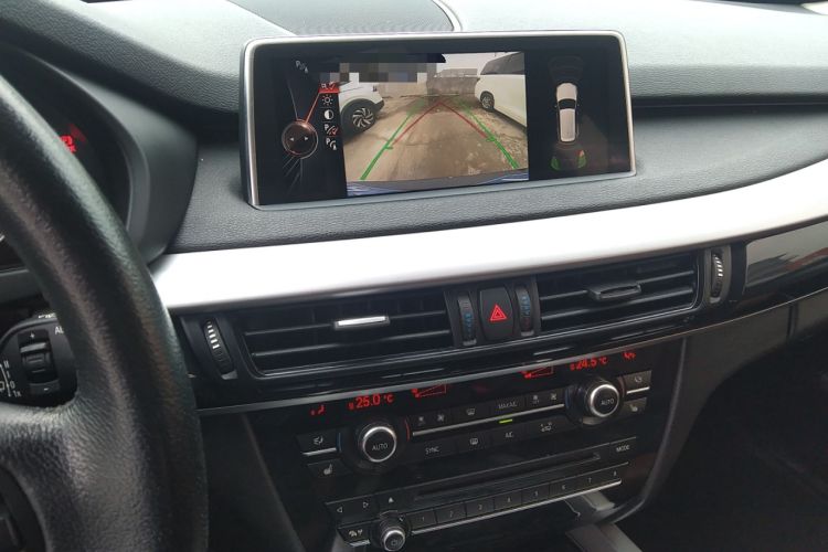 Used BMW X5  Audio And AC Panel