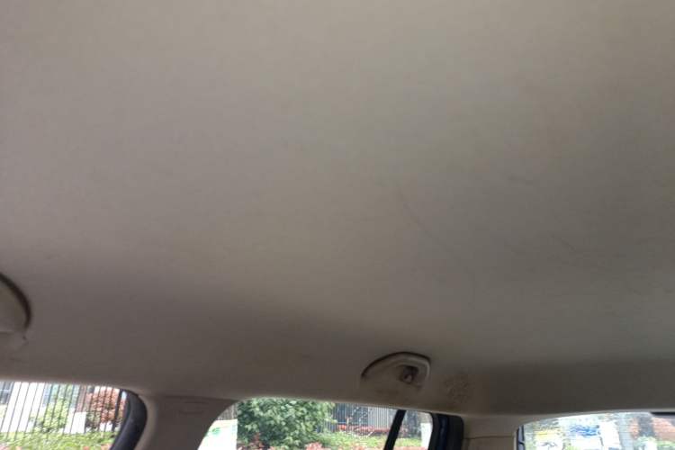 Used Skoda Fabia 2012 1.4L Manual Crystal Edition
