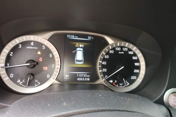 Used Nissan Terra 2018 2.5L Automatic 2WD Luxury Edition
