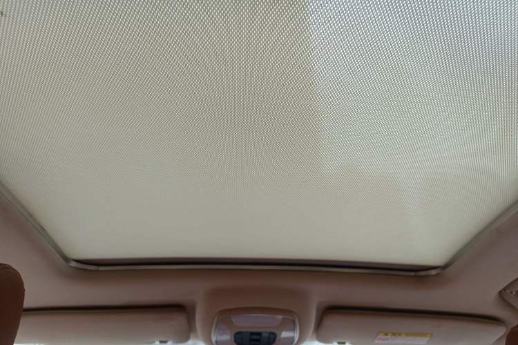 Used Zotye T700 2017 1.8T Dual-Clutch Luxury Model
