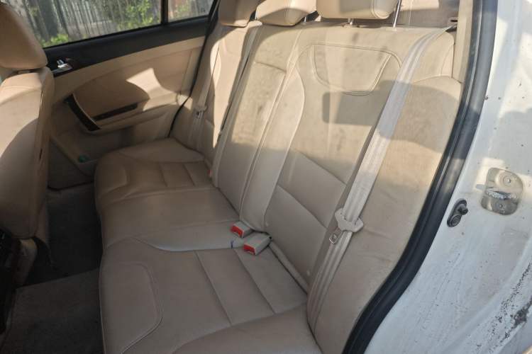 Used GAC Trumpchi GA5 2011 2.0L Automatic Elite Edition
