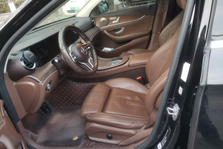 Used Mercedes-Benz E-Class 2019 E 260 L 4MATIC
