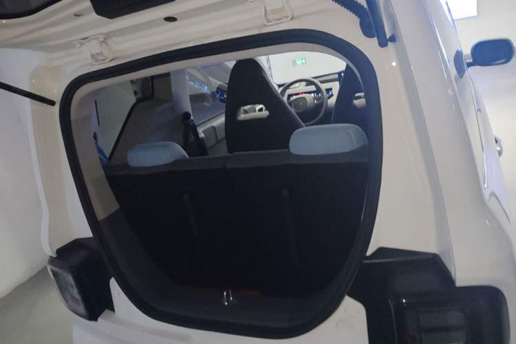 Used Geely Galaxy Panda 2023 Panda Mini 200km Endurance Bear