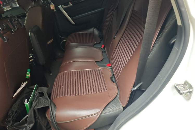 Used Chevrolet Captiva 2014 2.4L 4x4 Flagship Edition 7 Seats