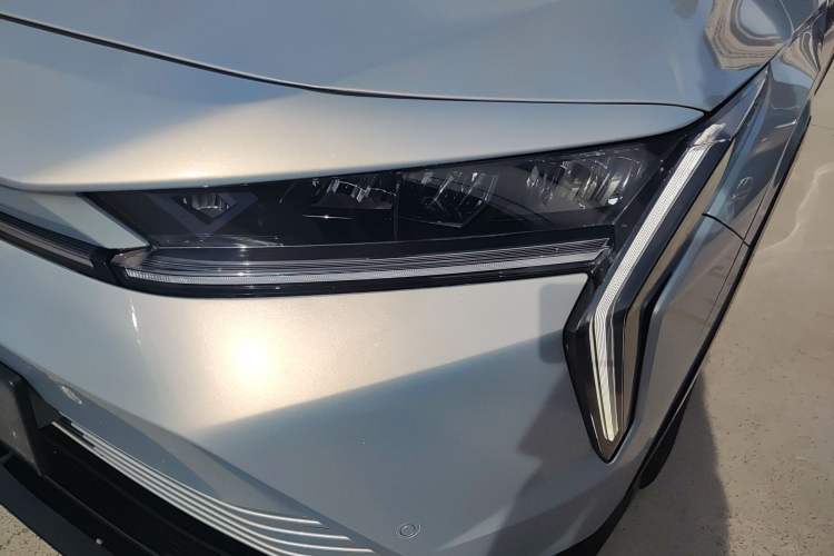 Used Honda e:NS2 2024 Light-Chasing Version Left Front Headlight