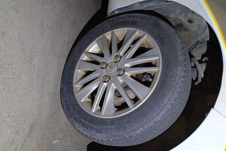 Used Toyota Vios 2014 1.5L Automatic ZhiZhen Edition Right Front Wheel Hub