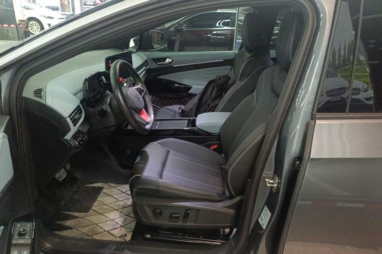 Used Volkswagen ID.4 X 2022 Pure Long-Range Version