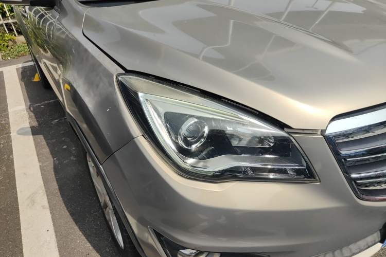 Used CHANGAN CS35 2017 1.6L Automatic Luxury Model Right Front Headlight