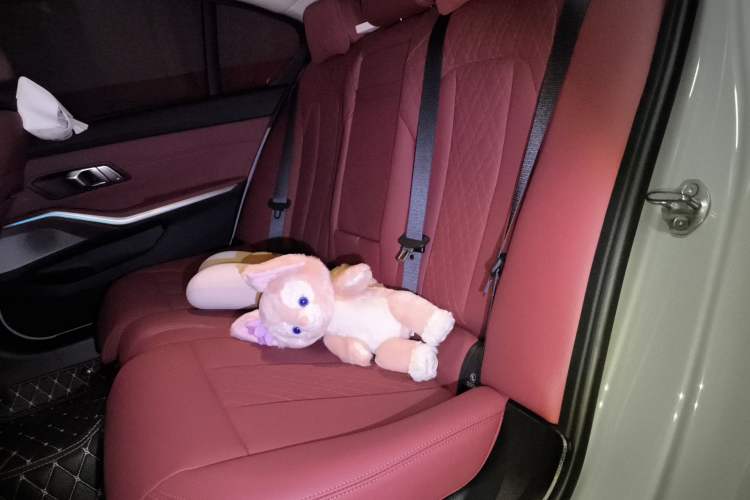 Used BMW 3 Series 2025 325Li M Sport Package Left Rear Seat