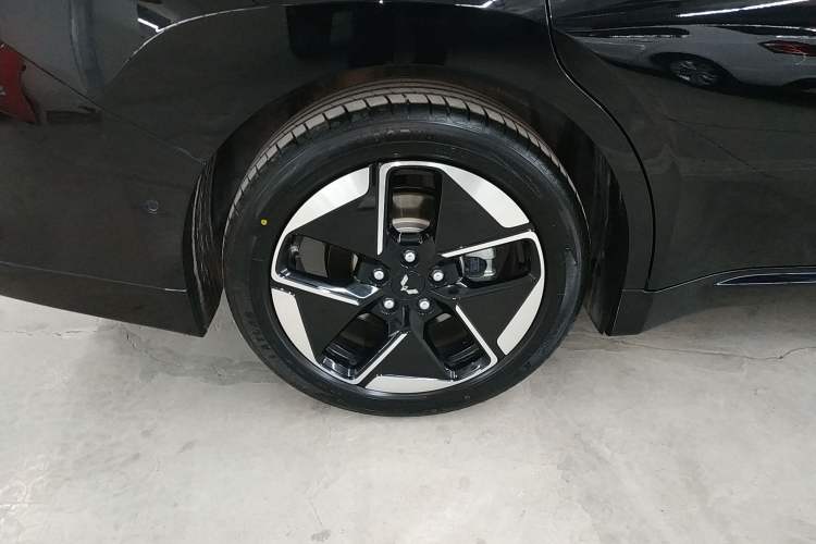 Used Wuling Xingguang 2025 610 km Smart Flagship Version Exterior 5