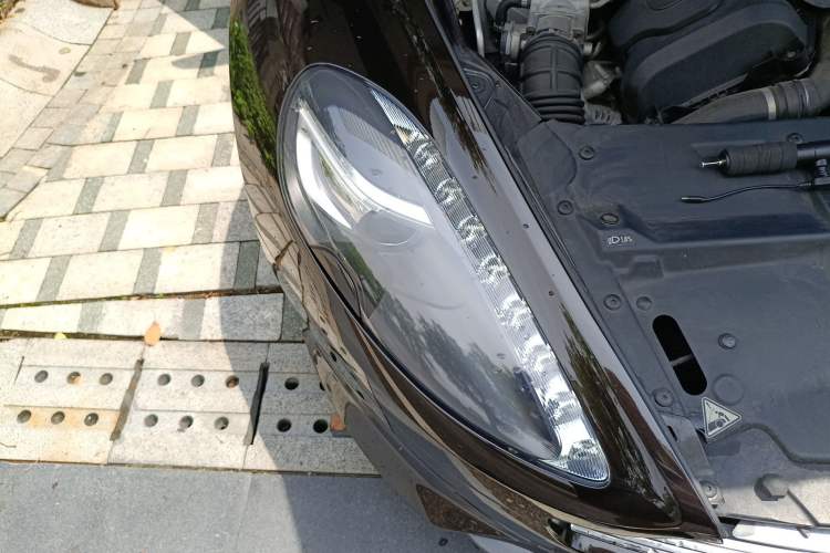 Used AstonMartin DB9 2013 6.0L Coupe