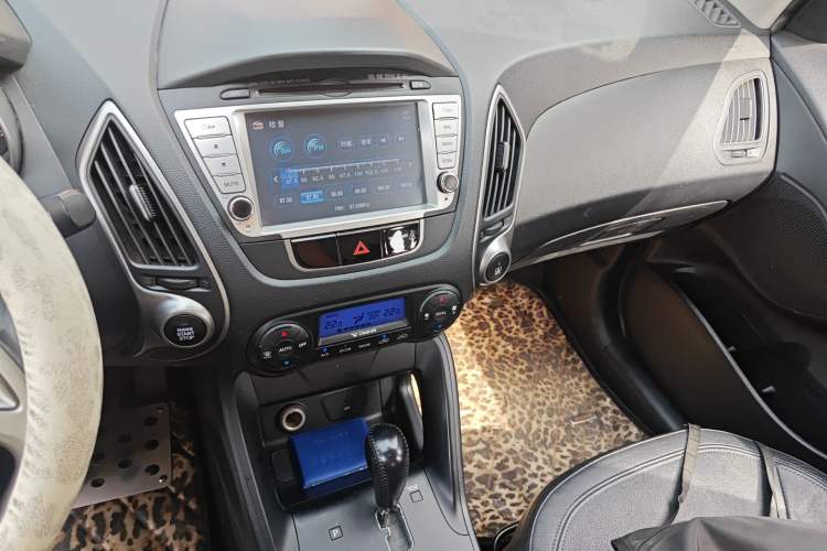 Used Hyundai ix35 2010 2.0L Automatic Two-Wheel Drive Elite Edition GLS