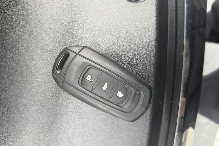 Used Geely Auto Vision X3 2021 PRO 1.5L CVT Deluxe Model