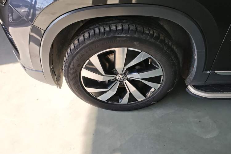 Used Volkswagen Tayron 2019 330TSI Two-Wheel Drive Luxury Model China VI Standard