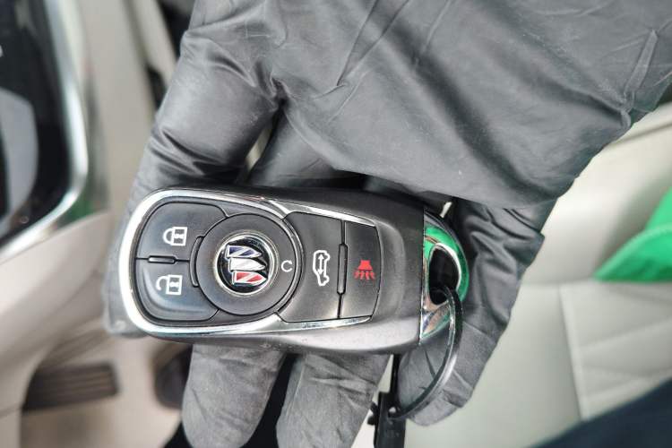 Used Buick GL8 2022 Land Business Class 652T Luxury Model
