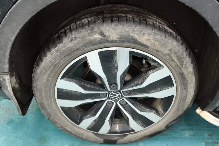 Used Volkswagen Tiguan L 2022 330TSI Automatic Two-Wheel Drive R-Line Enhanced Edition